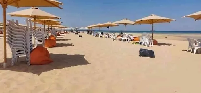 Blumar El Sokhna Ajn-Szuhna